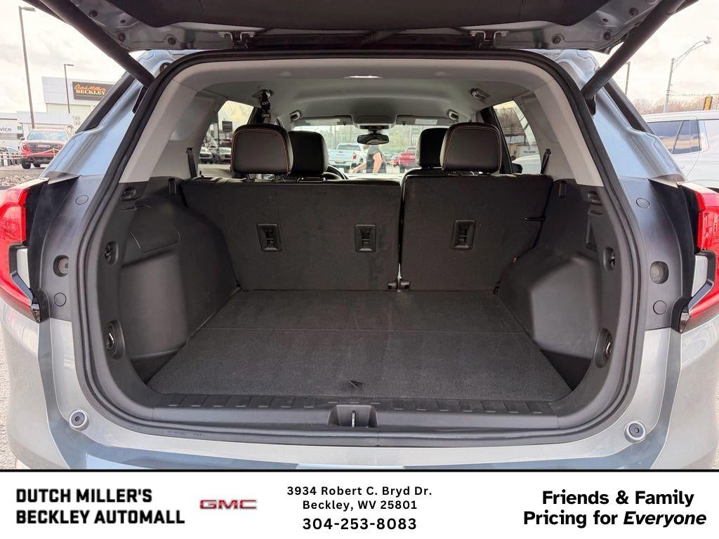 2023 GMC Terrain AT4