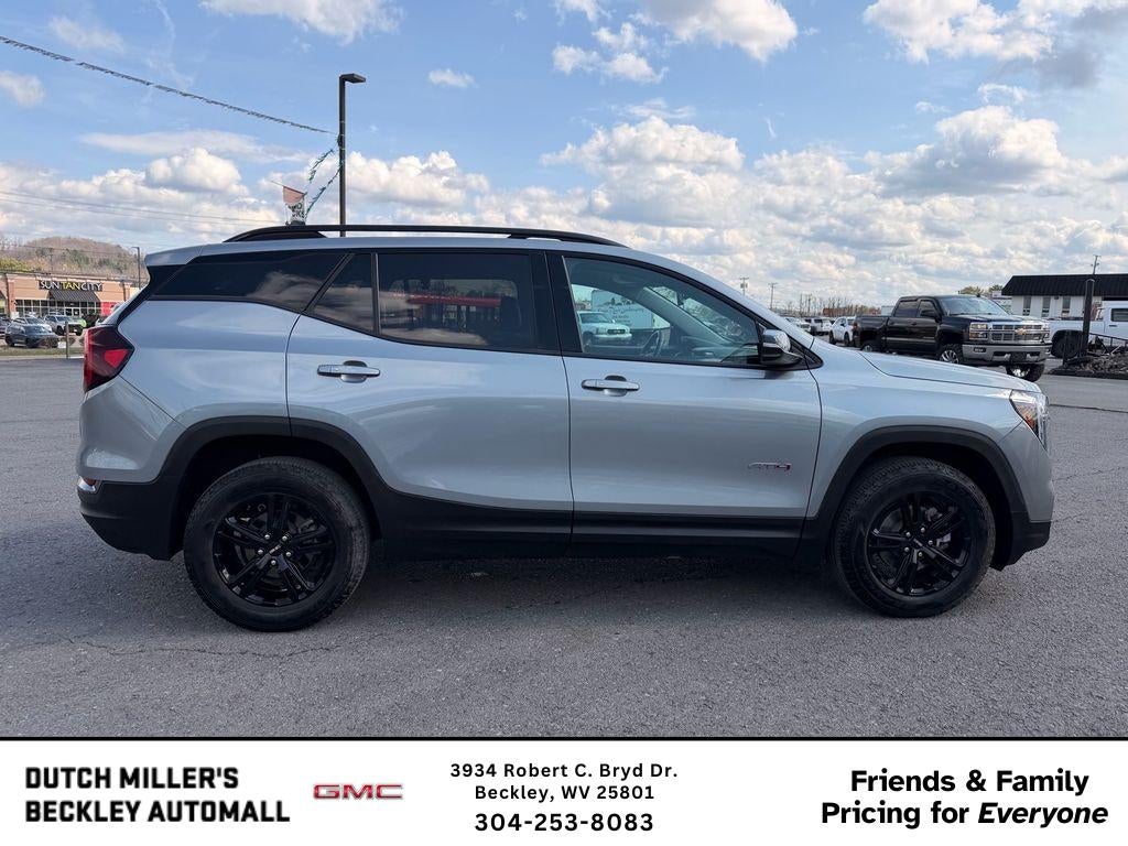 2023 GMC Terrain AT4