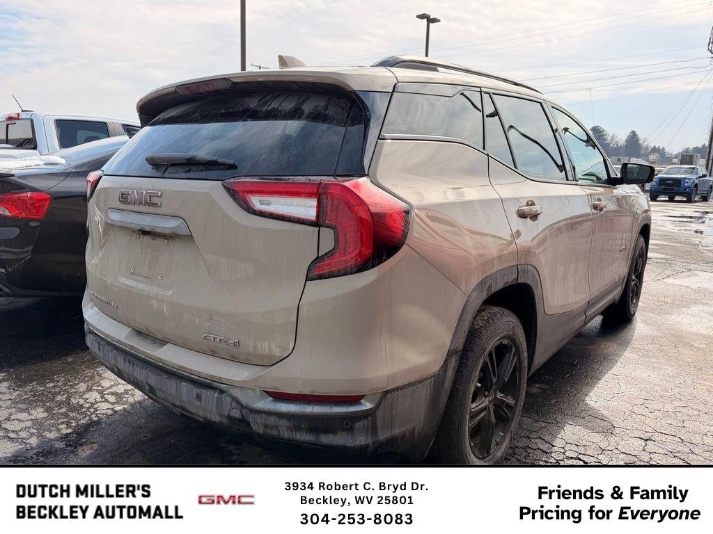 2023 GMC Terrain AT4