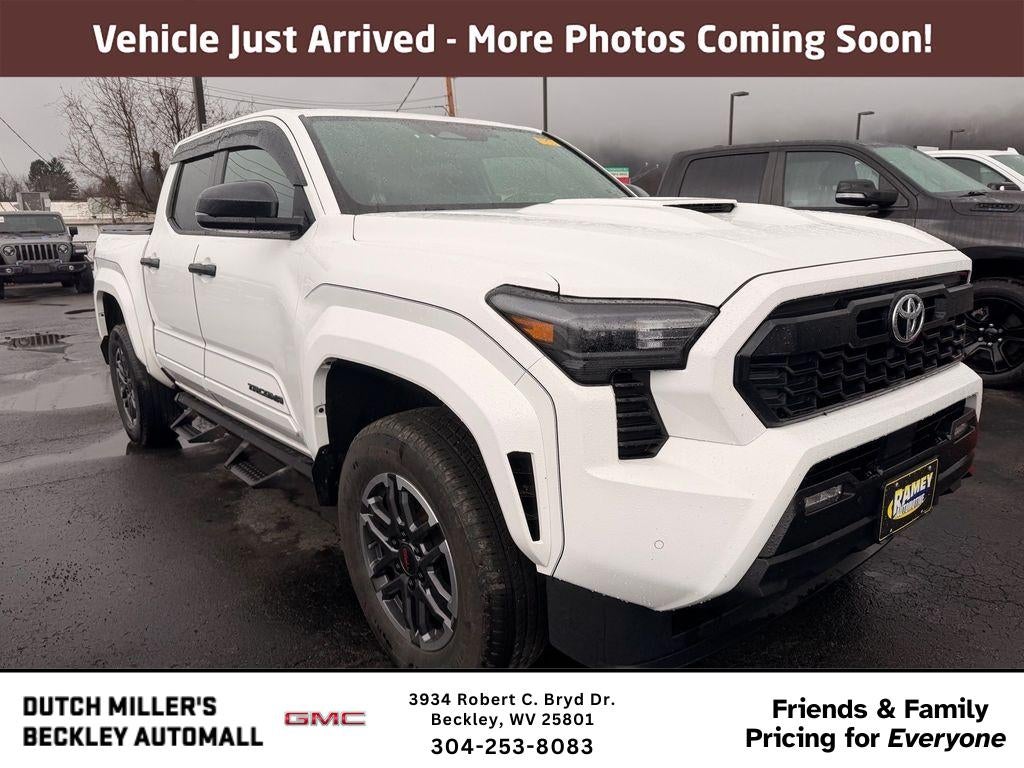 2024 Toyota Tacoma 4WD SR5