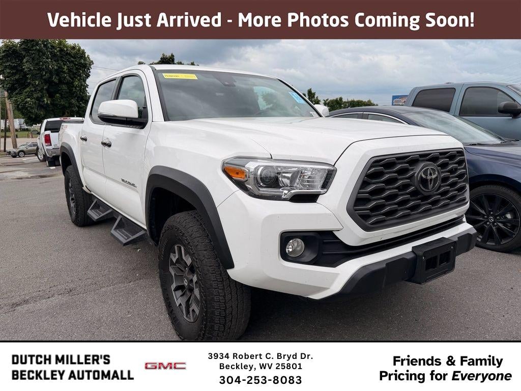 2023 Toyota Tacoma 4WD SR