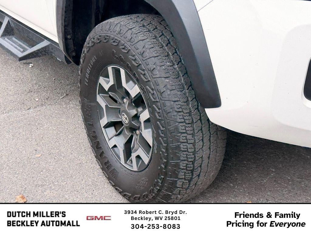 2023 Toyota Tacoma 4WD SR