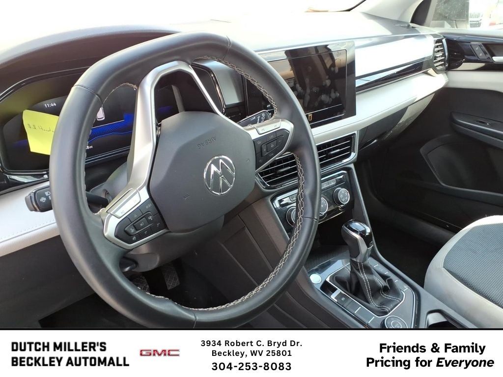 2025 Volkswagen Taos S