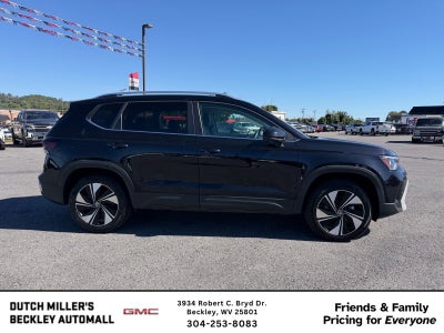 2025 Volkswagen Taos SE