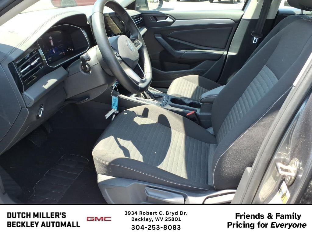 2025 Volkswagen Jetta S