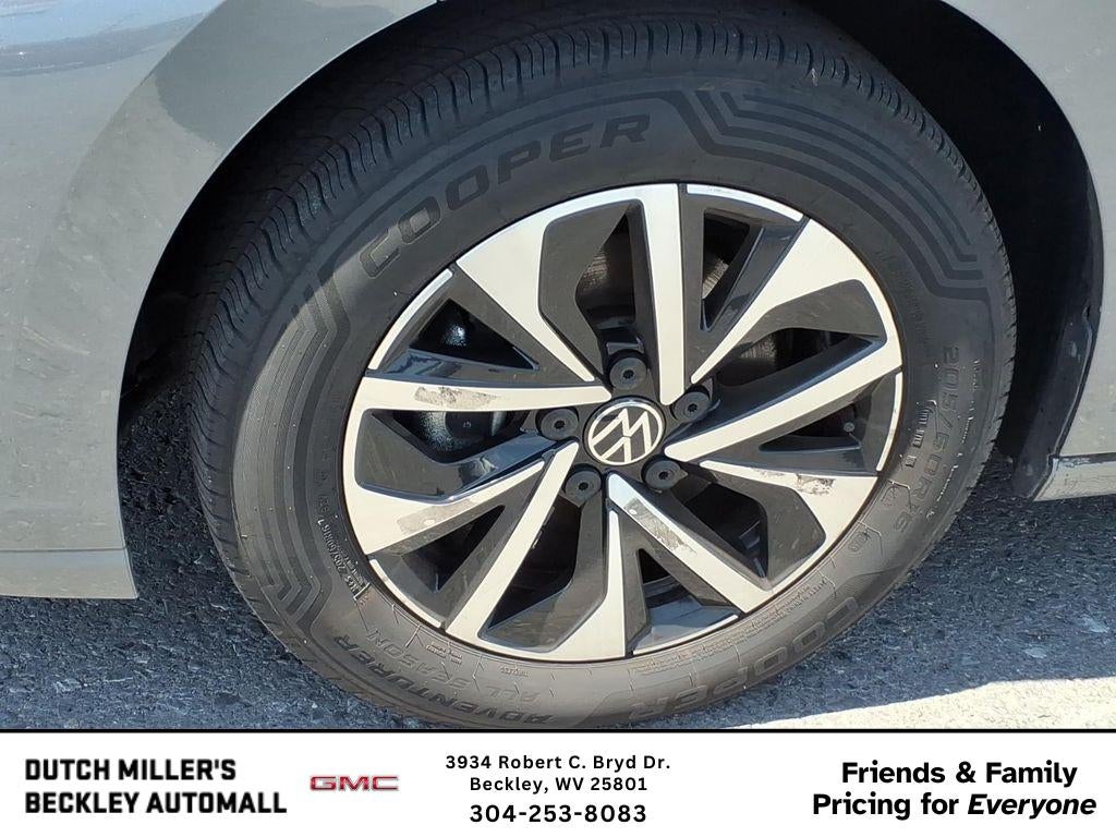 2025 Volkswagen Jetta S