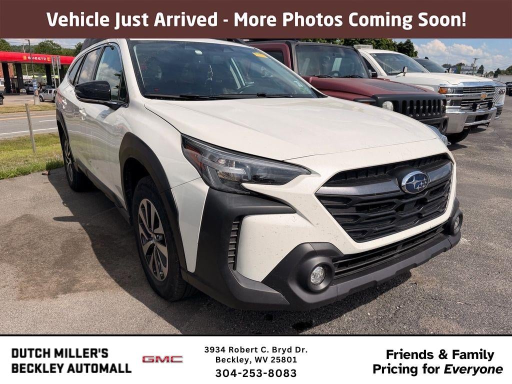 2024 Subaru Outback Premium's photo