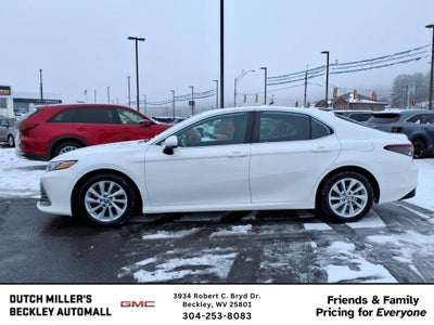 2022 Toyota Camry LE