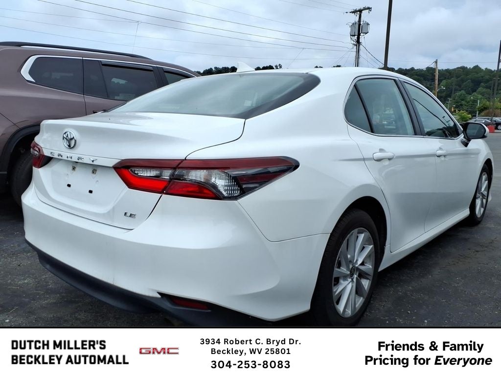 2022 Toyota Camry LE