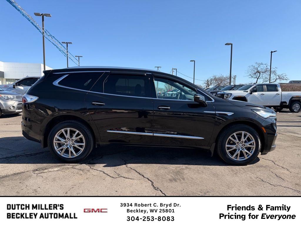 2023 Buick Enclave Premium