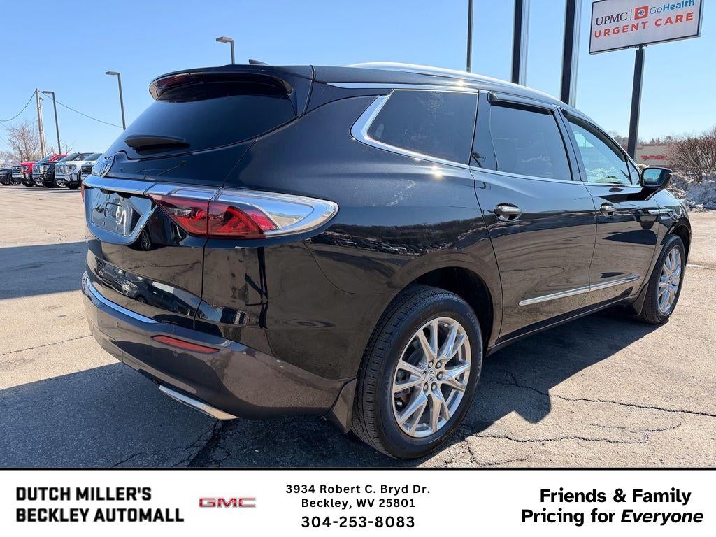 2023 Buick Enclave Premium