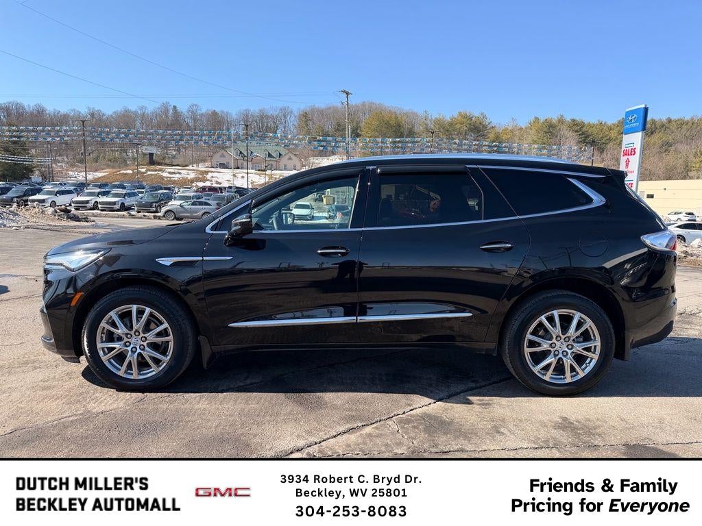 2023 Buick Enclave Premium