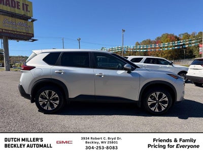 2022 Nissan Rogue SV