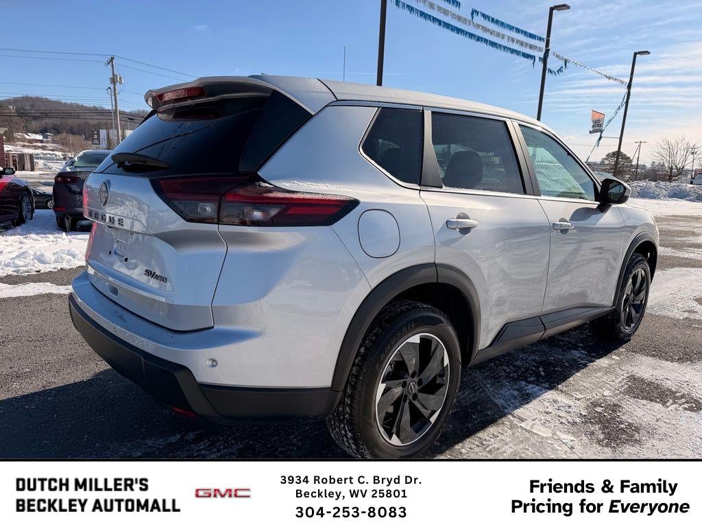 2024 Nissan Rogue SV