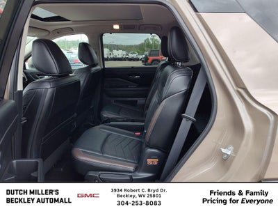 2023 Nissan Pathfinder Platinum