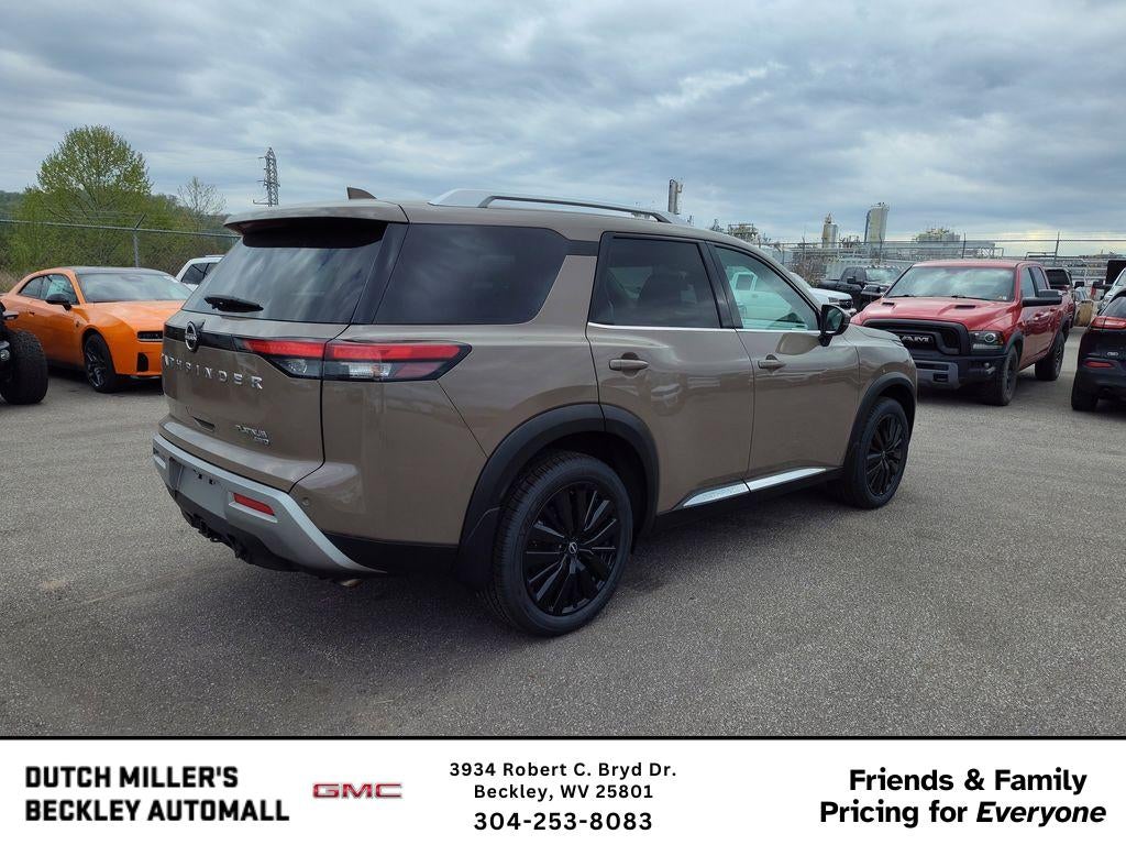 2023 Nissan Pathfinder Platinum