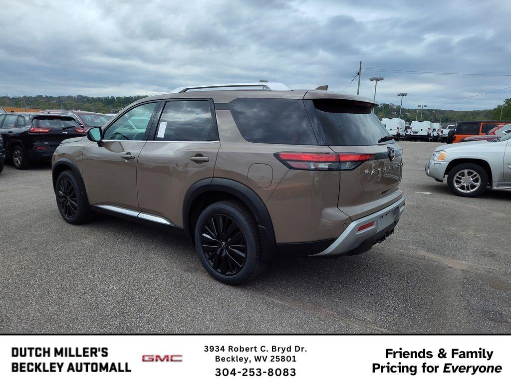 2023 Nissan Pathfinder Platinum
