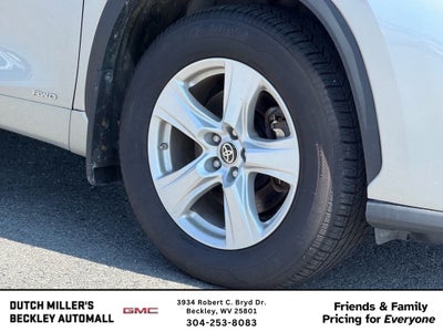 2023 Toyota Highlander Hybrid LE