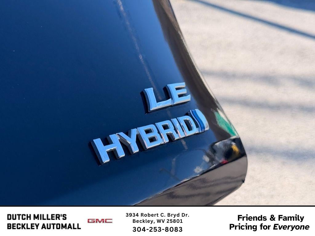 2024 Toyota Sienna LE