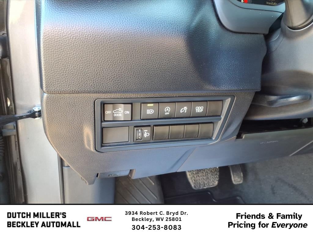 2025 Toyota Tundra 4WD SR