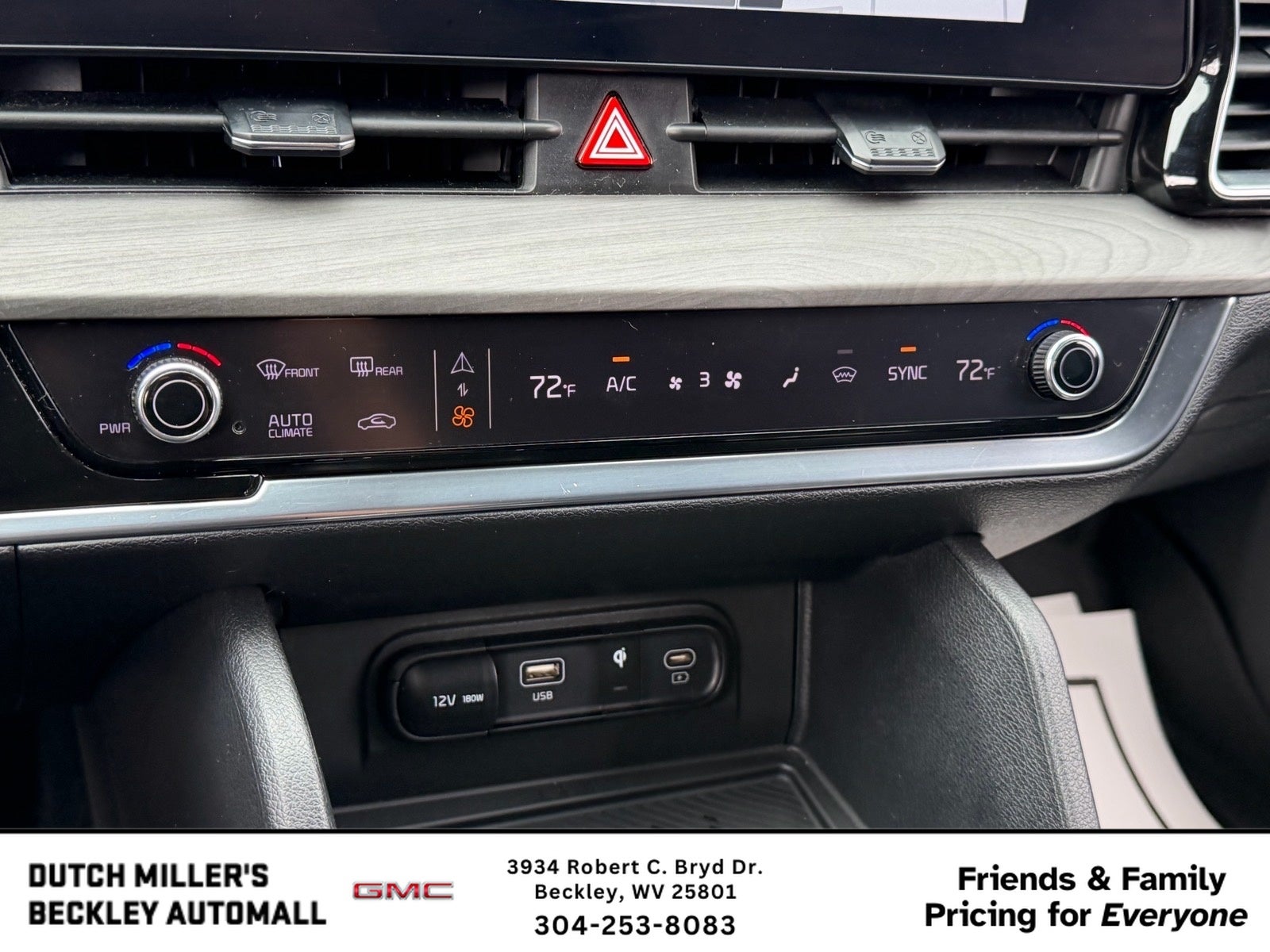 2024 Kia Sportage X-Pro Prestige