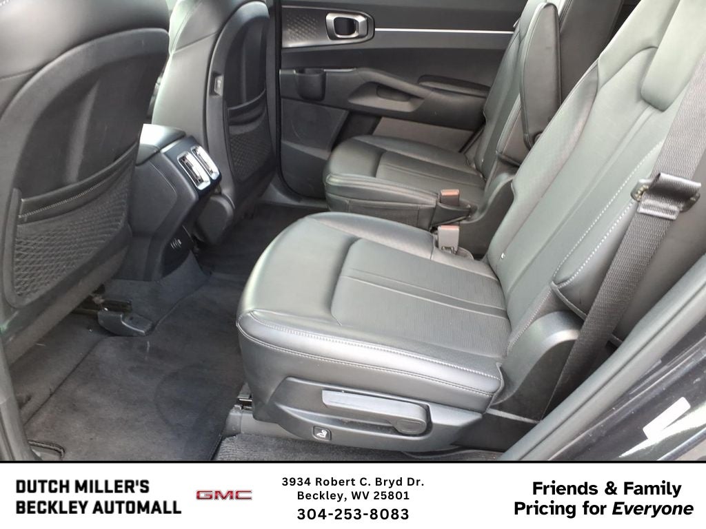 2025 Kia Sorento X-Line EX