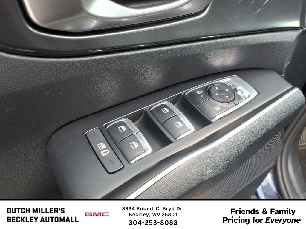 2025 Kia Sorento X-Line EX