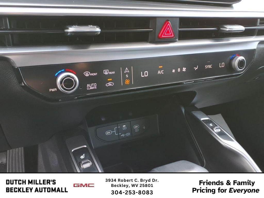 2025 Kia Sorento X-Line EX