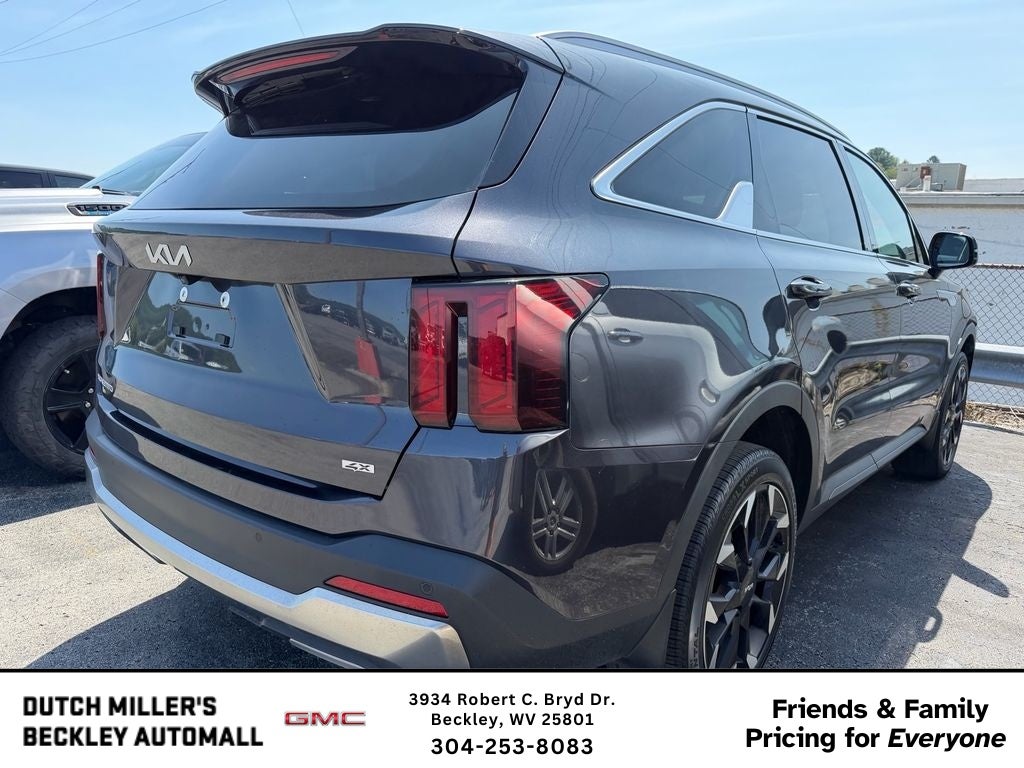 2025 Kia Sorento X-Line EX