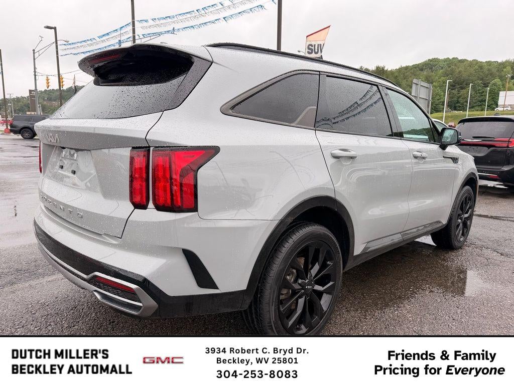2022 Kia Sorento SX