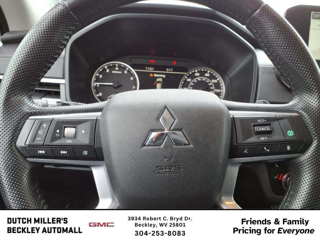 2024 Mitsubishi Outlander SE