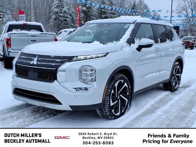 2024 Mitsubishi Outlander SE