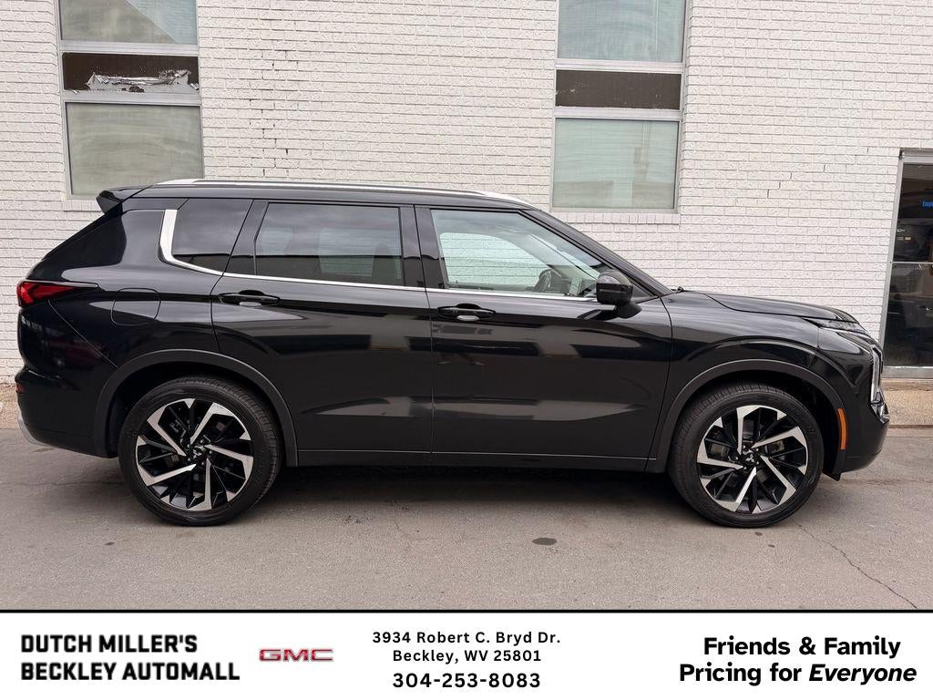 2022 Mitsubishi Outlander SEL