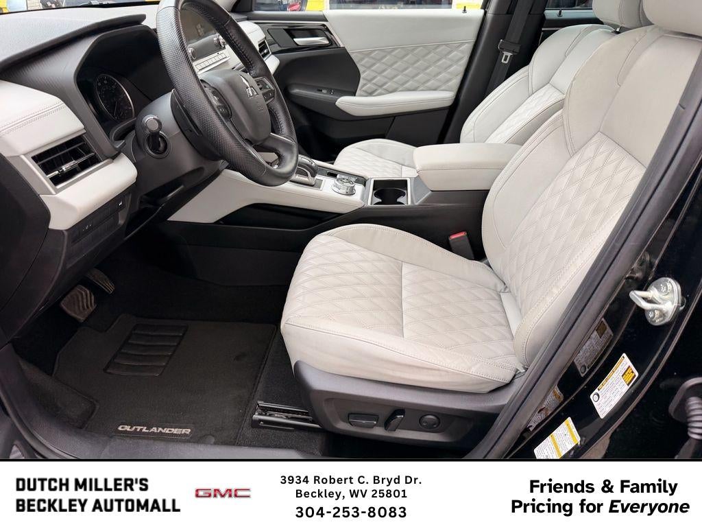 2022 Mitsubishi Outlander SEL