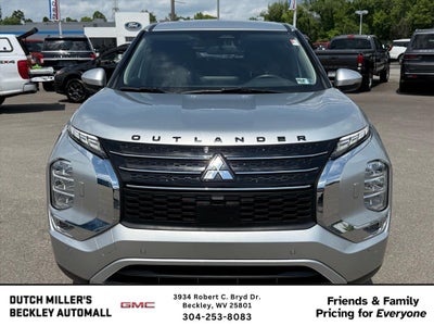 2024 Mitsubishi Outlander SE
