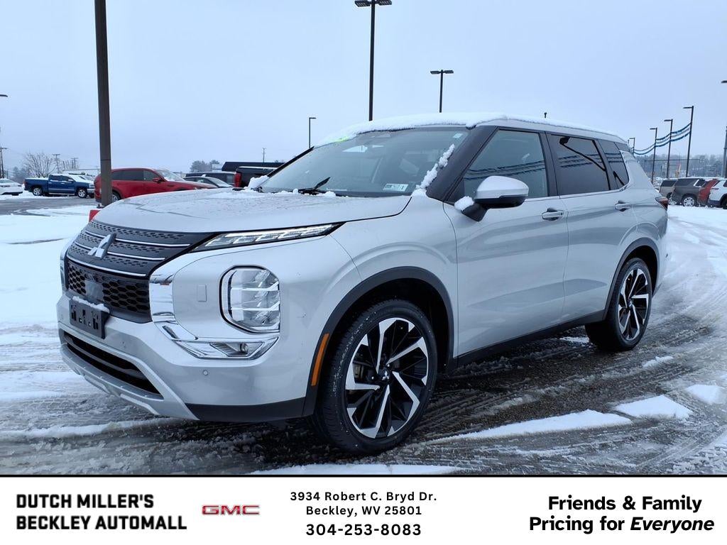 2024 Mitsubishi Outlander SE