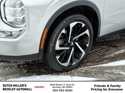 2024 Mitsubishi Outlander SE