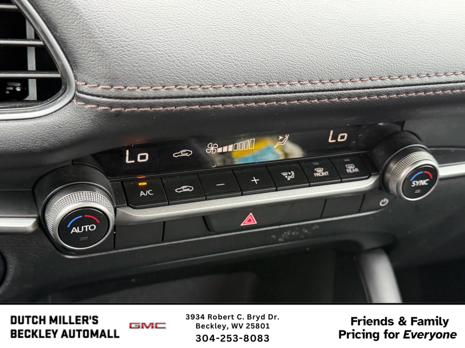 2025 Mazda Mazda3 Sedan 2.5 S Select Sport