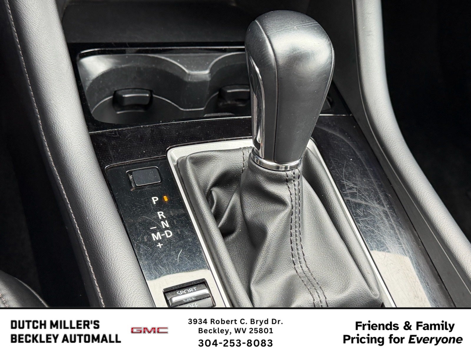 2025 Mazda Mazda3 Sedan 2.5 S Select Sport