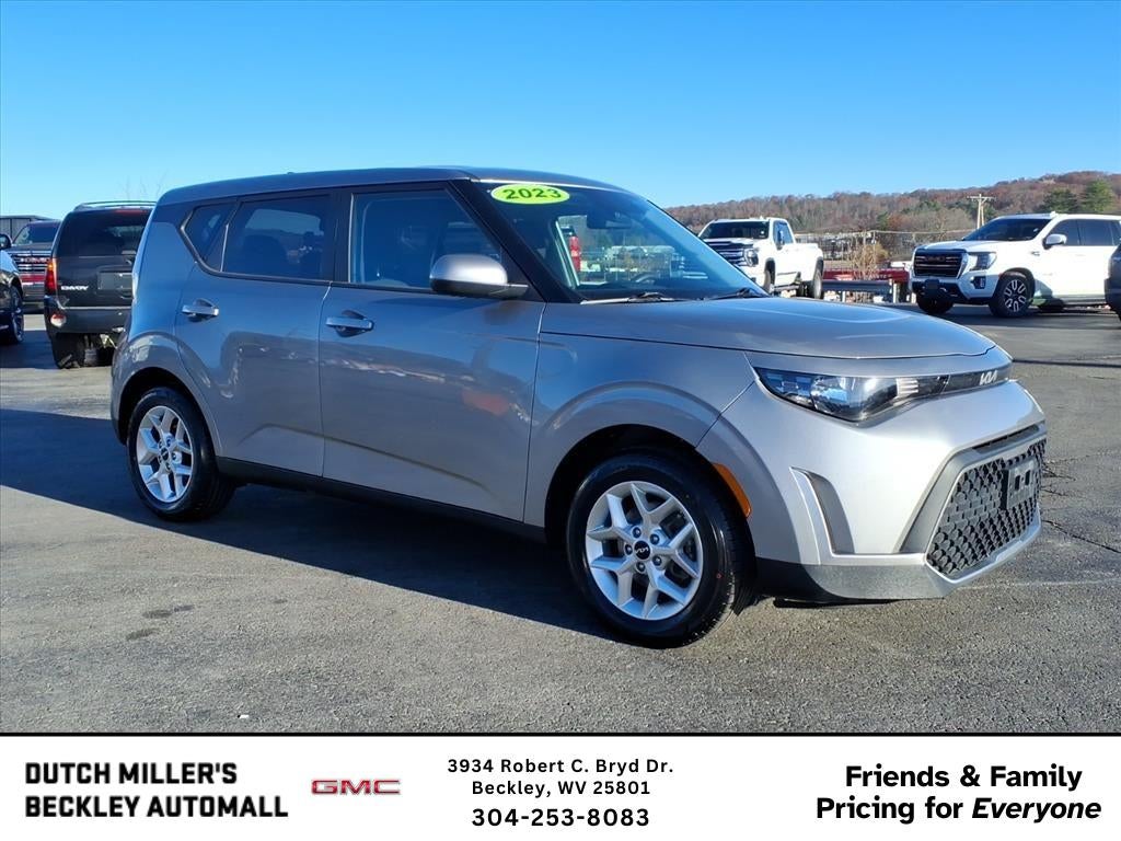 2023 Kia Soul LX