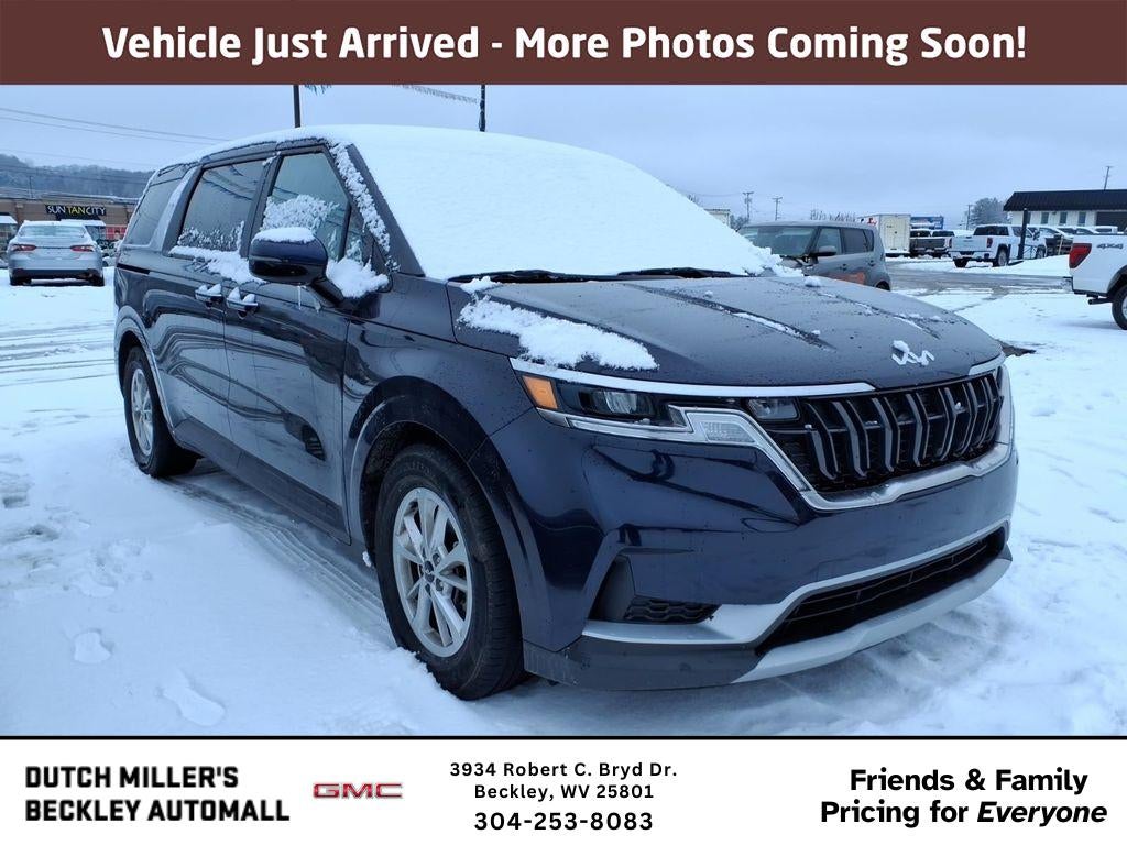 2024 Kia Carnival LX