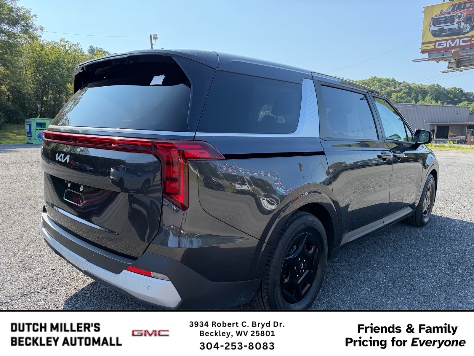 2025 Kia Carnival LXS