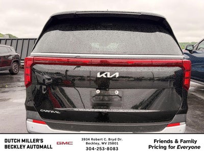 2025 Kia Carnival LXS