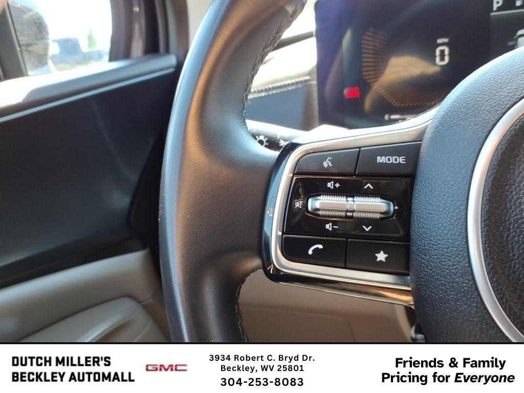 2025 Kia Carnival LXS