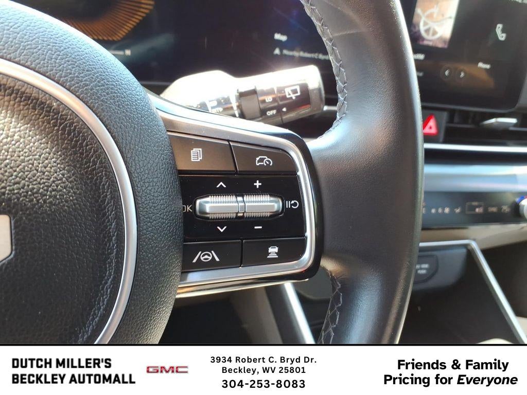 2025 Kia Carnival LXS