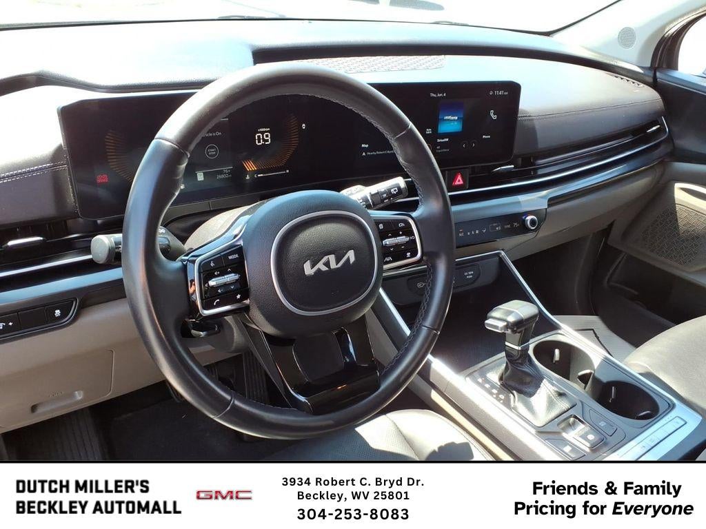 2025 Kia Carnival LXS