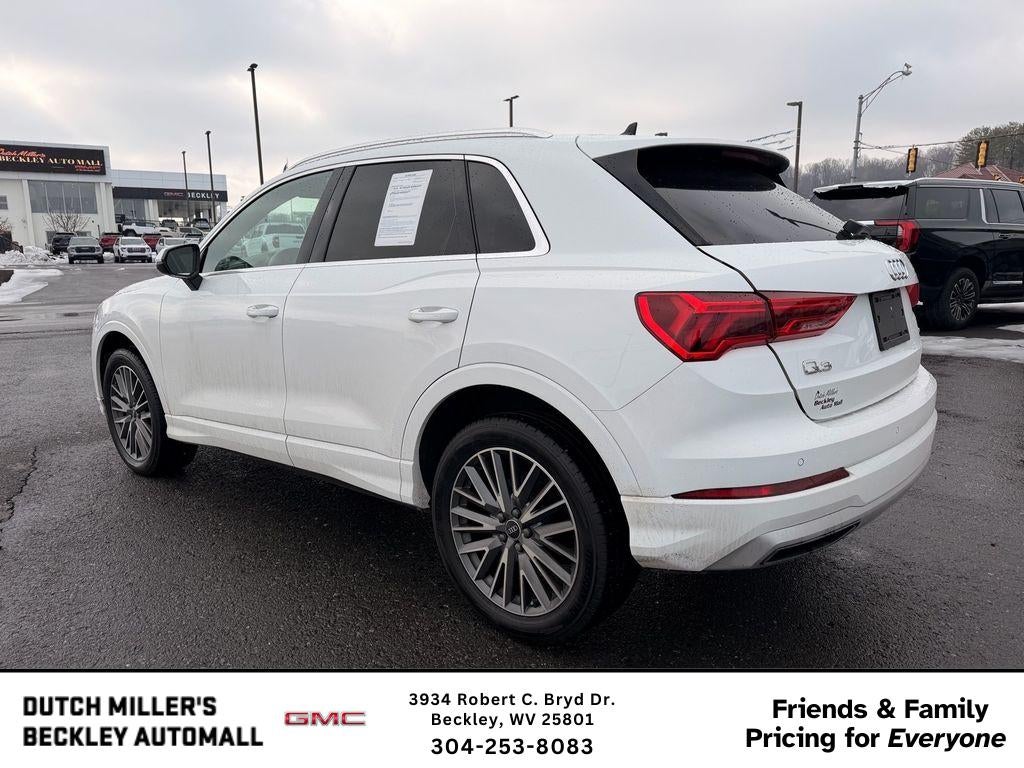 2022 Audi Q3 Premium