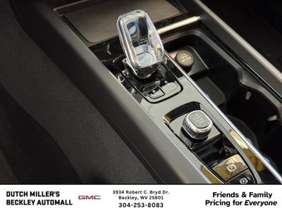 2026 Volvo XC60 Ultra Black Edition