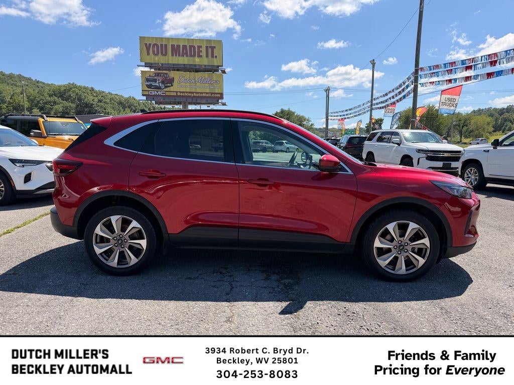 2024 Ford Escape Platinum