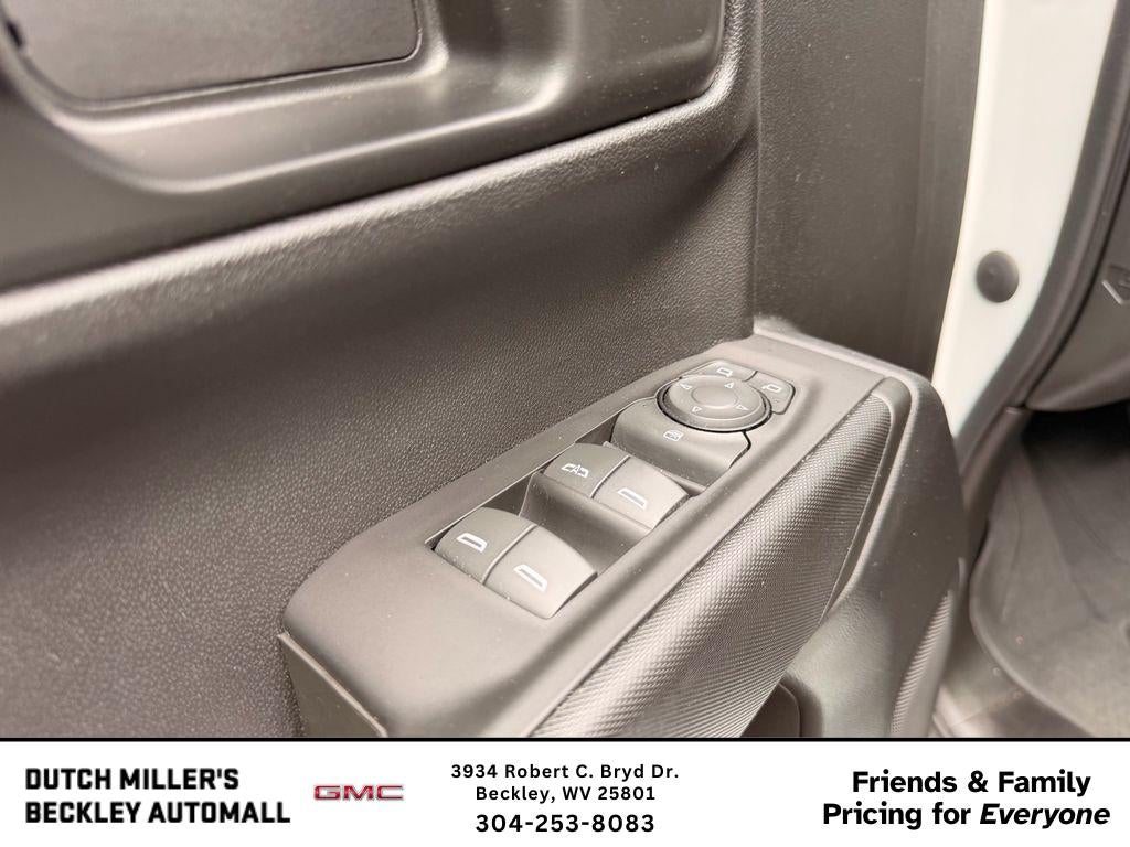 2023 Chevrolet Silverado Custom